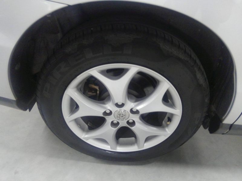 2008 Toyota Estima 4WD 7 seater wheel