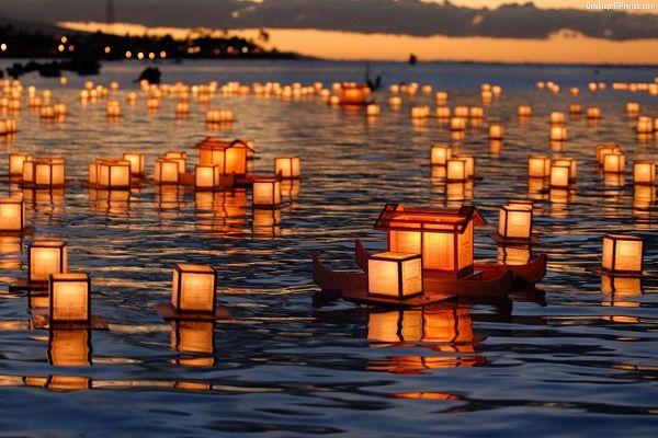 Obon 2017 auction dates candles on water