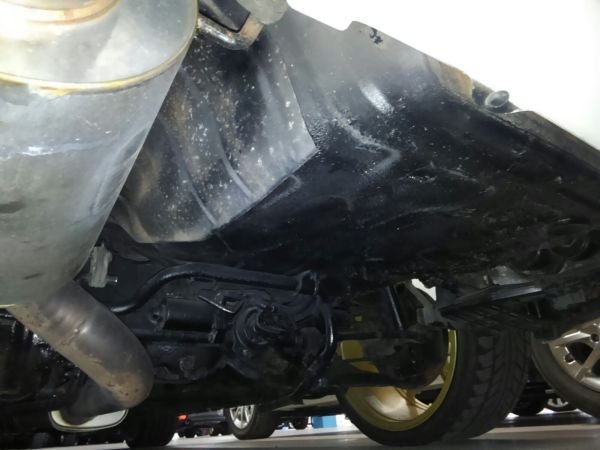 1999 Nissan Skyline R34 GTR underbody 4