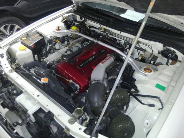 2001 Nissan Skyline R34 GTR engine 2