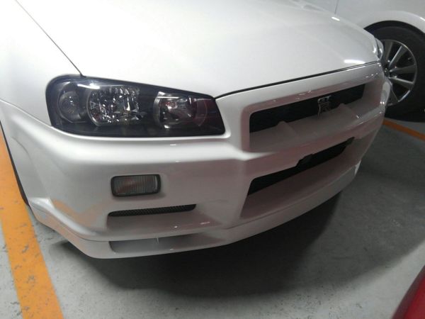 2001 Nissan Skyline R34 GTR headlight