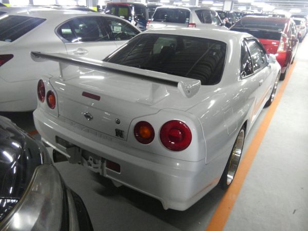 2001 Nissan Skyline R34 GTR right rear