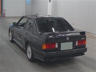 1988 BMW E30 M3 auction rear