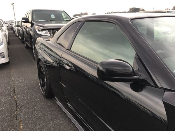 1999 Nissan Skyline R34 GT-R VSpec black left side