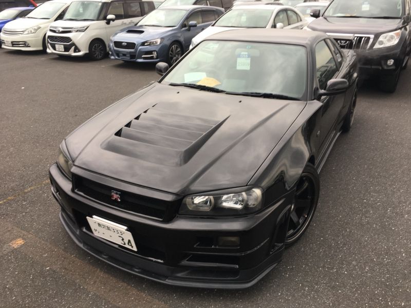 1999 Nissan Skyline R34 GT-R VSpec left front 2