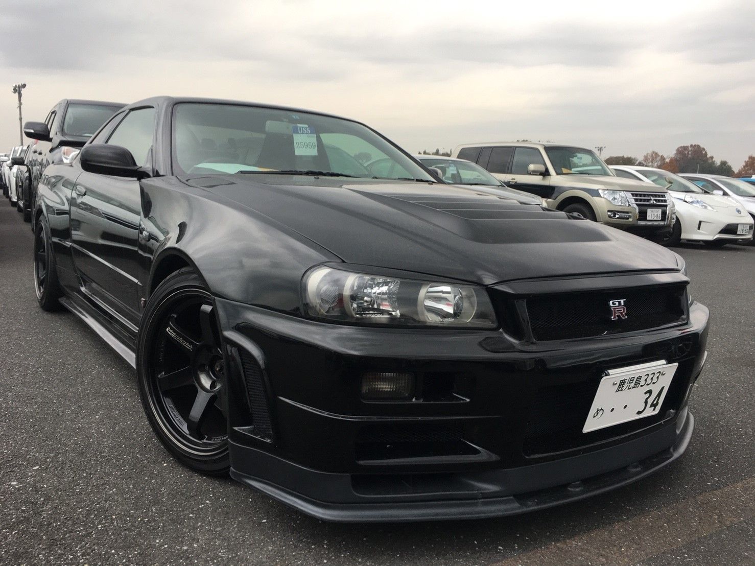 1999 Nissan Skyline R34 GT-R VSpec right front low