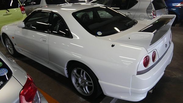 1995 Nissan Skyline R33 GTR VSpec left rear side