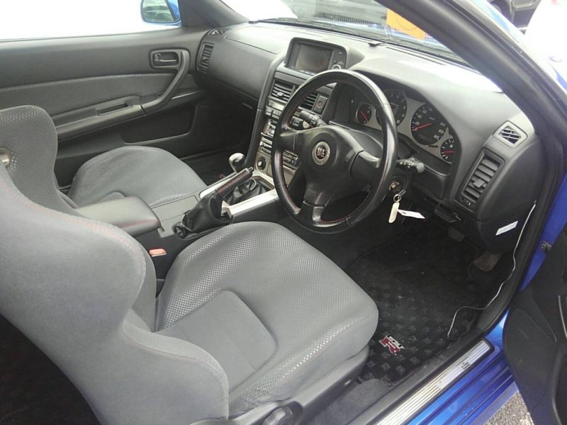 1999 Nissan Skyline R34 GT-R VSpec TV2 Bayside Blue interior 2