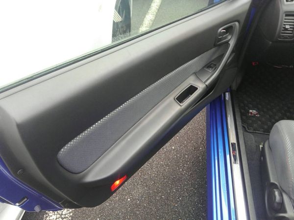 1999 Nissan Skyline R34 GT-R VSpec TV2 Bayside Blue left door card