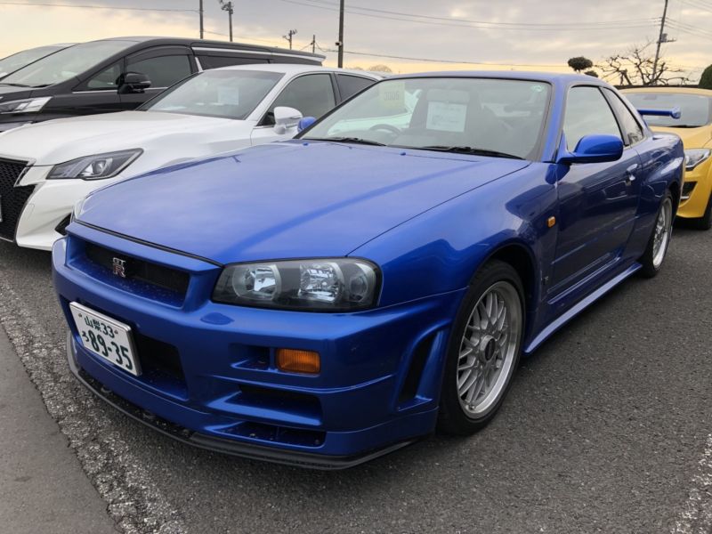 1999 Nissan Skyline R34 GTR VSpec Bayside Blue left front