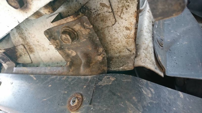 2002 Nissan Skyline R34 GTR MSpec underbody rust