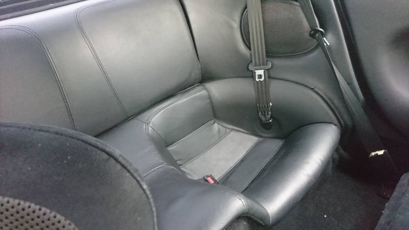 1992 Mazda RX-7 turbo rear seat