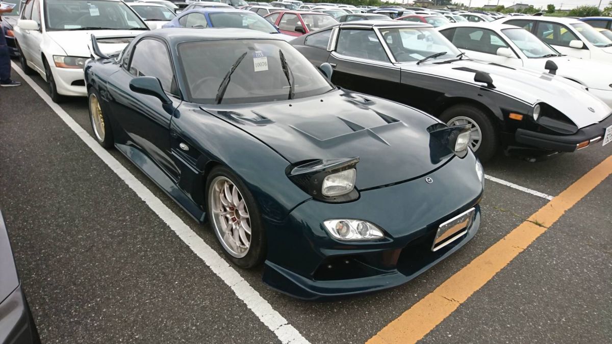 1992 Mazda RX-7 turbo right front
