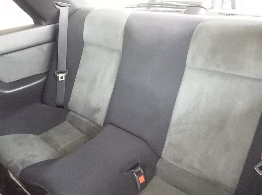 1992 Nissan Skyline R32 GTR auction rear seat