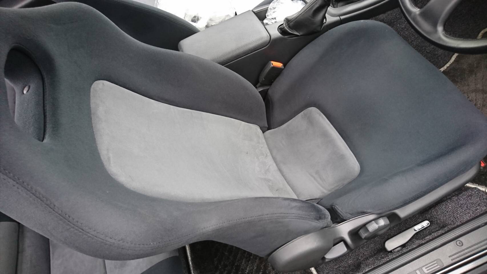 1992 Nissan Skyline R32 GTR front seat