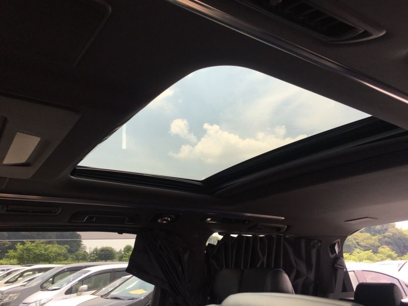 2015 Toyota Vellfire Hybrid Executive Lounge sunroof 3