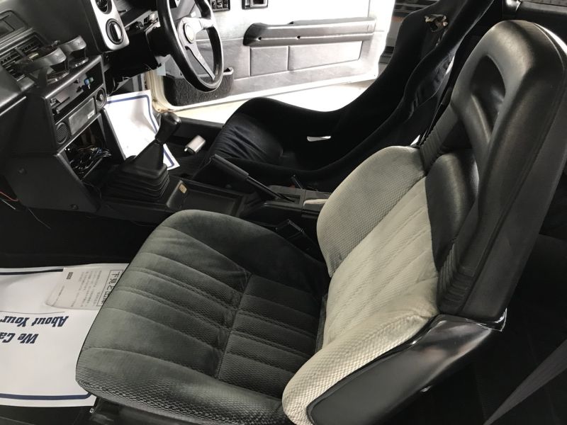 1985 Toyota Corolla Levin GT APEX front seat