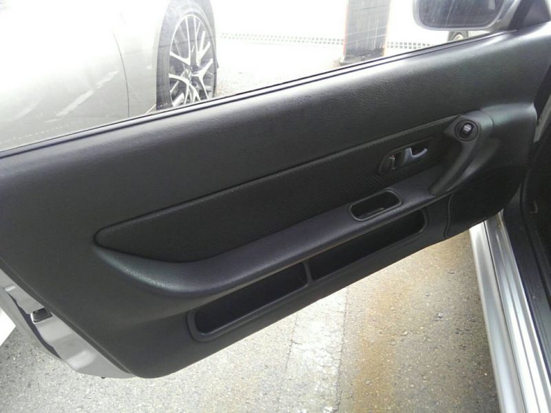 1992 Nissan Skyline R32 GTR door inner card