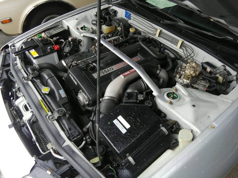 1992 Nissan Skyline R32 GTR engine 3