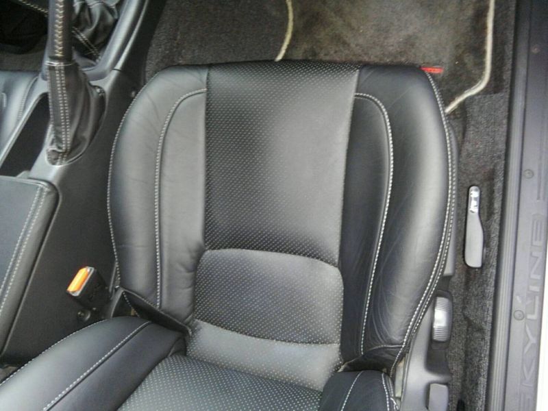 1992 Nissan Skyline R32 GTR seat