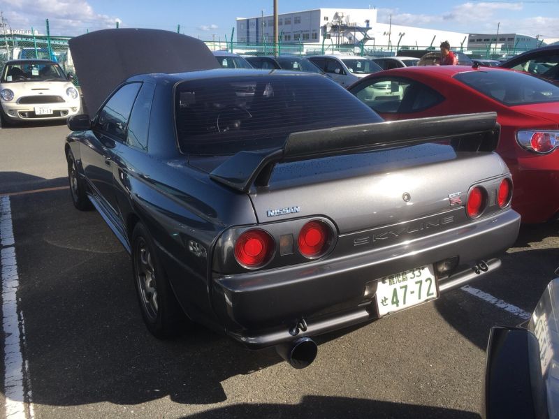 1990 Nissan Skyline R32 GTR left rear