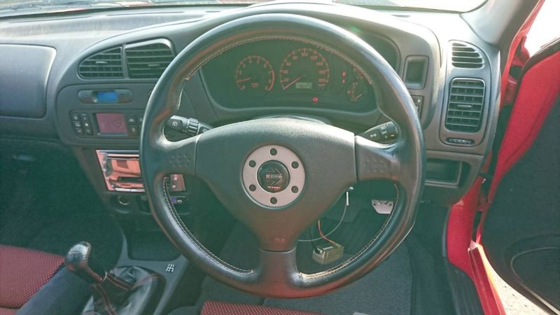 2000 Mitsubishi Lancer EVO 6 TME red steering wheel